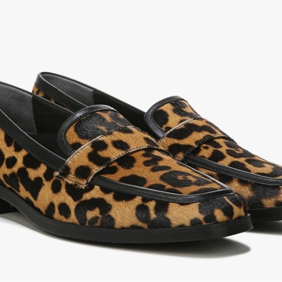 Vionic Loafer New - Picture 8 of 8